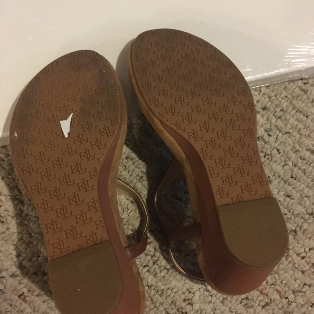 Ralph Lauren woman’s wedge sandals - Picture 4 of 5